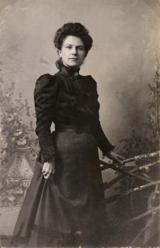 1904 - Emma Speeckaert