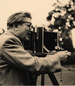 1953:  Met Linhof-camera 13×18